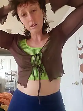 mossy kiss online show from January 31, 3:55 pm