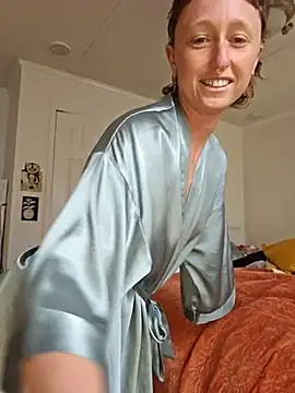 mossy kiss online show from March 20, 3:58 pm