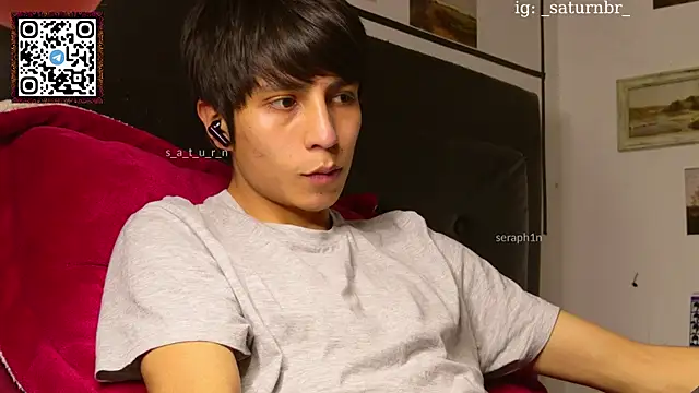 Snapshot of seraph1n chatting on December 17, 7:18 am seraph1n online show from December 17, 7:18 am