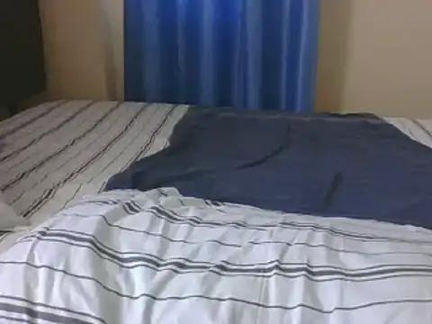 Snapshot of 10sexymelo69_ chatting on March 7, 8:23 am 10sexymelo69 online show from March 7, 8:23 am