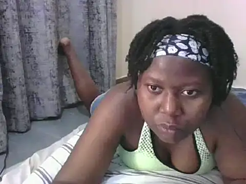 Snapshot of 10sexymelo69_ chatting on March 21, 5:43 am 10sexymelo69 online show from March 21, 5:43 am