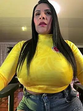 Snapshot of saaalome_1 chatting on June 23, 10:30 pm saaalome 1 online show from June 23, 10:30 pm