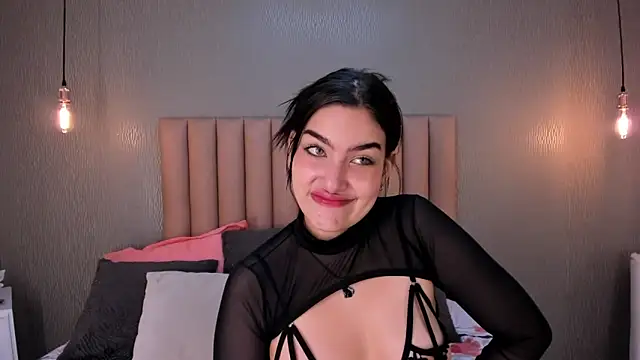 Snapshot of Alexa_Thaylor_ chatting on January 28, 2:10 pm Alexa Thaylor online show from January 28, 2:10 pm