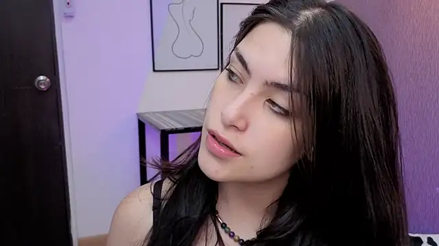Alexa Thaylor  online show from June 13, 5:11 pm