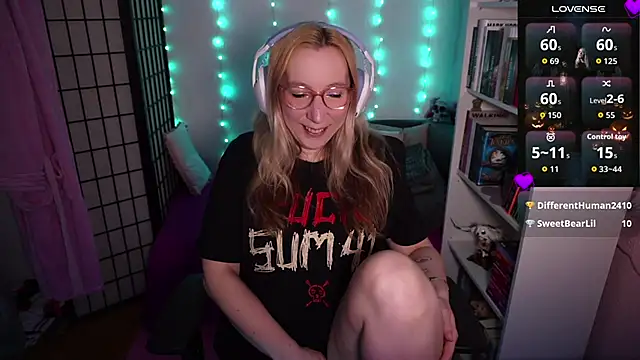 JustKerry online show from October 22, 8:36 am