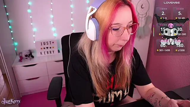 JustKerry online show from November 7, 9:31 am