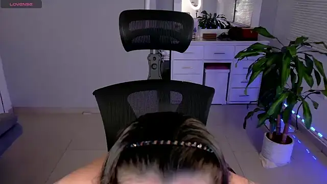 ImLui lu online show from January 24, 11:45 pm