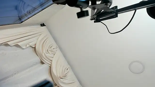 sarita loven online show from March 4, 4:40 am