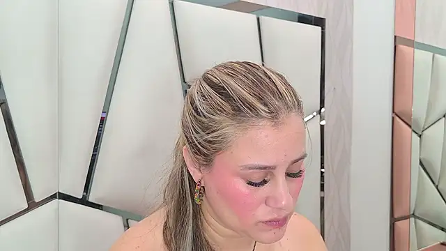 kimberly7  online show from July 30, 11:42 am