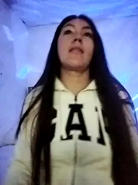 katha steele  online show from January 4, 9:32 am