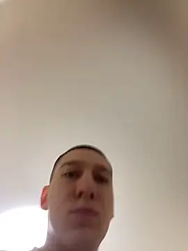 Snapshot of Comprom1se chatting on February 26, 10:04 am Comprom1se online show from February 26, 10:04 am