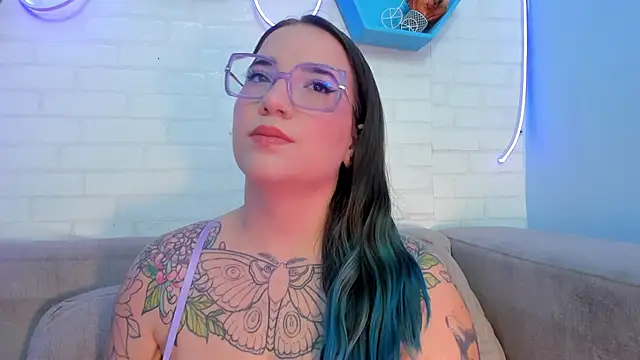 Snapshot of DEVA_BLUE_ chatting on January 23, 5:02 am DEVA BLUE online show from January 23, 5:02 am