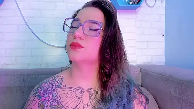 Snapshot of DEVA_BLUE_ chatting on March 6, 3:46 am DEVA BLUE online show from March 6, 3:46 am