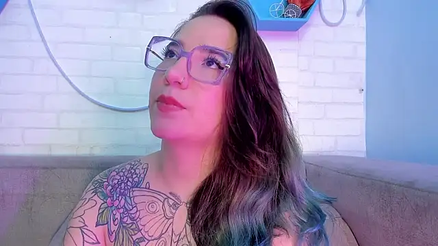 Snapshot of DEVA_BLUE_ chatting on March 6, 6:52 am DEVA BLUE online show from March 6, 6:52 am