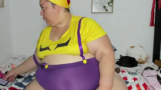 Snapshot of MANDY_GIRL_BBW chatting on September 13, 9:31 am MANDY GIRL BBW online show from September 13, 9:31 am