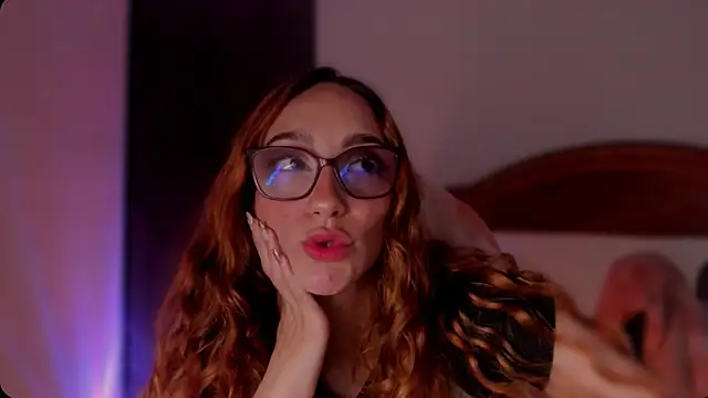 Snapshot of _lh_ chatting on February 20, 3:30 pm lh online show from February 20, 3:30 pm