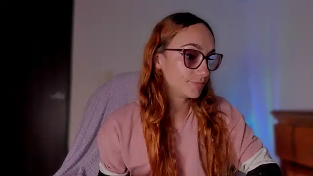 Snapshot of _lh_ chatting on March 14, 2:52 pm lh online show from March 14, 2:52 pm