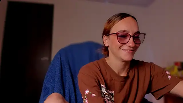 Snapshot of _lh_ chatting on March 21, 3:02 pm lh online show from March 21, 3:02 pm