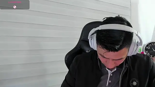 Rick Diesel  online show from December 18, 4:07 am