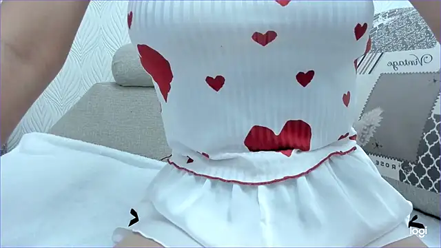 Snapshot of Hanah_cho_cho chatting on November 22, 6:01 am Hanah cho cho online show from November 22, 6:01 am