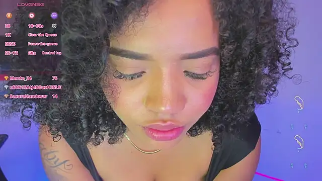 Snapshot of MalaikaBrown chatting on January 19, 3:21 pm MalaikaBrown online show from January 19, 3:21 pm