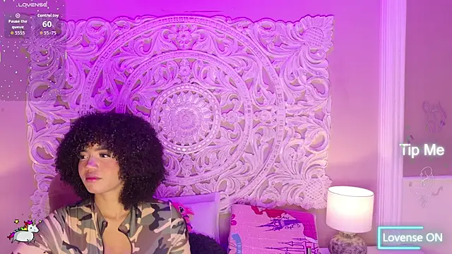 MalaikaBrown online show from May 16, 4:53 am