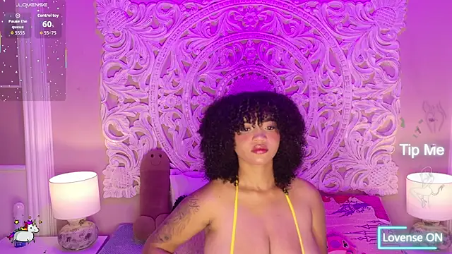 MalaikaBrown online show from May 27, 4:42 am