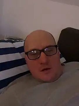 Snapshot of vanjbi45 chatting on February 1, 8:58 pm vanjbi45 online show from February 1, 8:58 pm