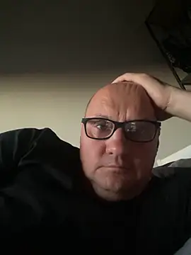 Snapshot of vanjbi45 chatting on October 4, 5:11 pm vanjbi45 online show from October 4, 5:11 pm