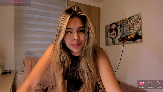 Snapshot of AnitaHaywood_ chatting on December 4, 11:19 am AnitaHaywood  online show from December 4, 11:19 am