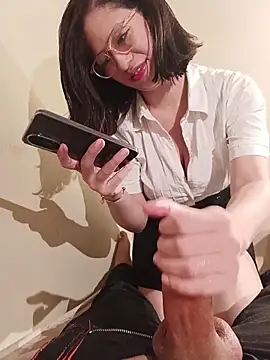 AmazingFuckCam online show from May 23, 5:01 am