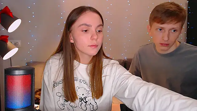juliaanddima online show from December 21, 12:53 am