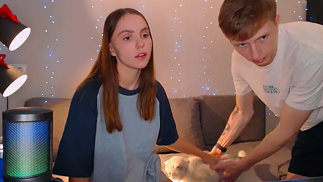 juliaanddima online show from December 25, 12:27 am