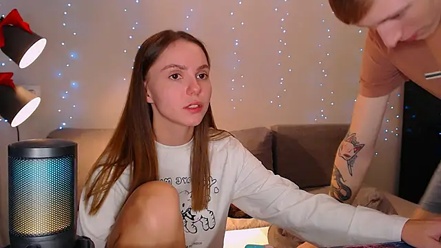 Snapshot of juliaanddima chatting on December 29, 11:50 pm juliaanddima online show from December 29, 11:50 pm