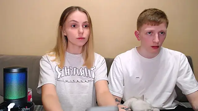 juliaanddima online show from March 15, 10:16 pm