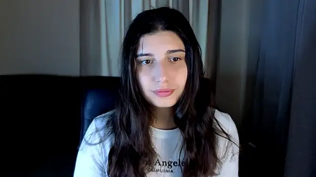 Linda EX online show from March 14, 1:38 pm