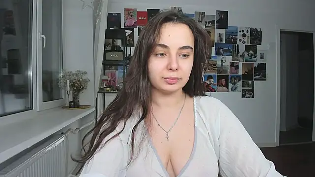 Snapshot of Tenderalise chatting on December 18, 6:46 pm Tenderalise online show from December 18, 6:46 pm