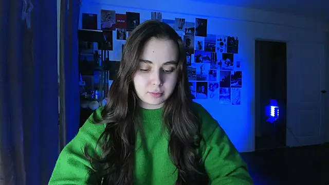 Snapshot of Tenderalise chatting on January 6, 7:35 pm Tenderalise online show from January 6, 7:35 pm