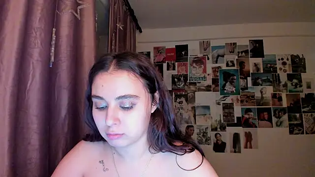 Snapshot of Tenderalise chatting on January 9, 8:22 pm Tenderalise online show from January 9, 8:22 pm