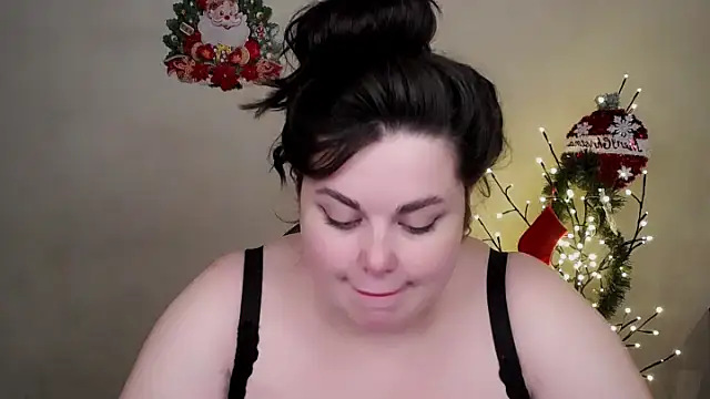 Emily Mo online show from December 18, 6:19 am