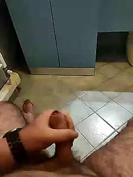 Snapshot of orsettoCum chatting on January 31, 9:48 pm orsettoCum online show from January 31, 9:48 pm