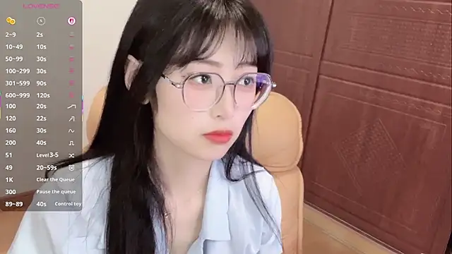 Snapshot of 4uoki chatting on March 21, 3:15 pm 4uoki online show from March 21, 3:15 pm