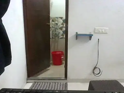 divi5555 online show from December 5, 4:36 pm