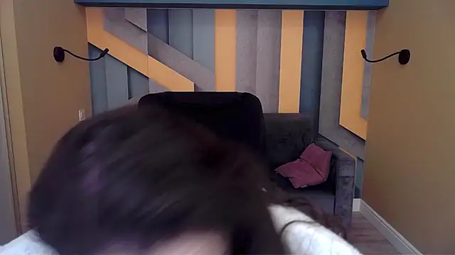 EllaLong online show from February 18, 1:07 pm