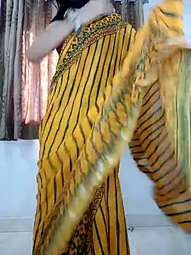 Snapshot of _surbhi_ chatting on November 14, 4:11 am surbhi online show from November 14, 4:11 am