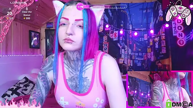 Snapshot of NekoCyber chatting on December 8, 12:40 am NekoCyber online show from December 8, 12:40 am