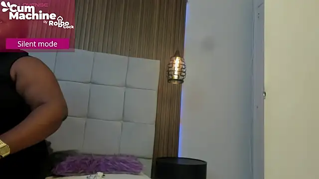 Saravy Blandon online show from March 1, 11:01 am