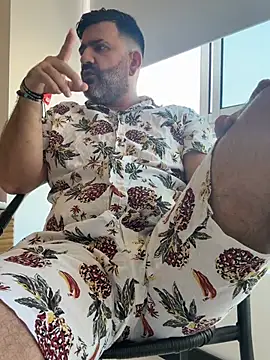 Maxi TheBigDaddy online show from June 14, 3:47 pm