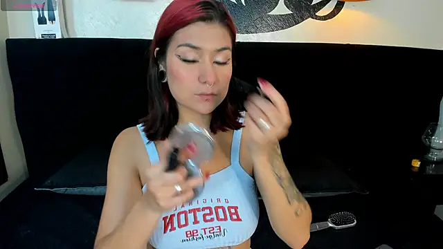 Latin Horny 69 online show from December 14, 3:40 am