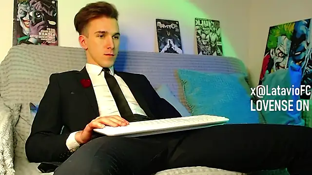 Midnighter  online show from March 4, 11:16 am